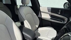 2021 (21) MINI COUNTRYMAN 2.0 Cooper S Exclusive 5dr Auto 5822077