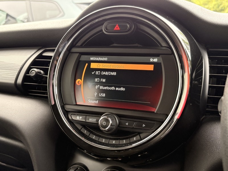2020 (70) MINI HATCHBACK 1.5 Cooper Classic II 5dr 5846774