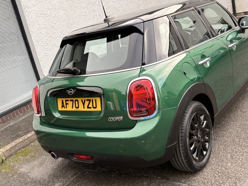 2020 (70) MINI HATCHBACK 1.5 Cooper Classic II 5dr 5846749