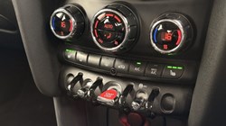 2020 (70) MINI HATCHBACK 1.5 Cooper Classic II 5dr 5846772