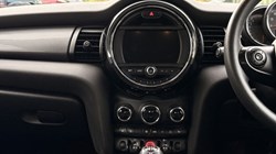 2020 (70) MINI HATCHBACK 1.5 Cooper Classic II 5dr 5846762