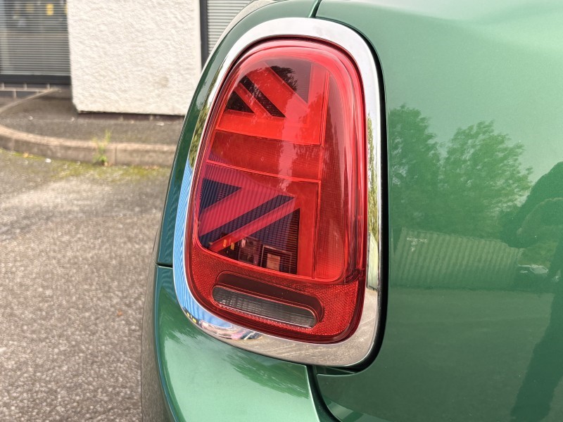 2020 (70) MINI HATCHBACK 1.5 Cooper Classic II 5dr 5846745