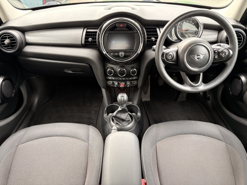 2020 (70) MINI HATCHBACK 1.5 Cooper Classic II 5dr 5846760