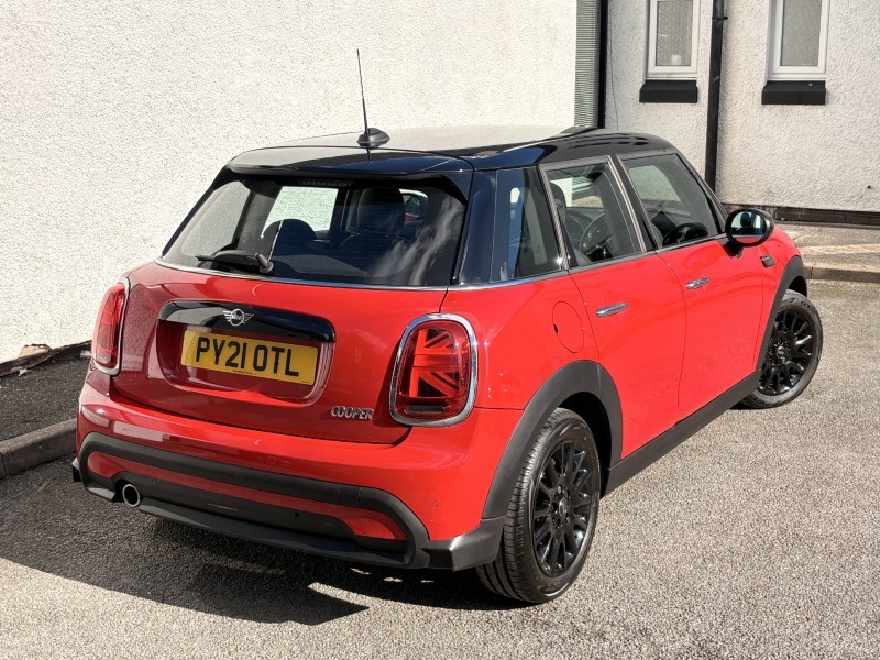2021 (21) MINI HATCHBACK 1.5 Cooper Classic 5dr 5871423
