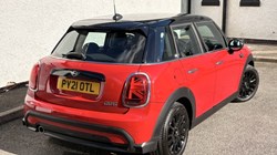 2021 (21) MINI HATCHBACK 1.5 Cooper Classic 5dr 5871423