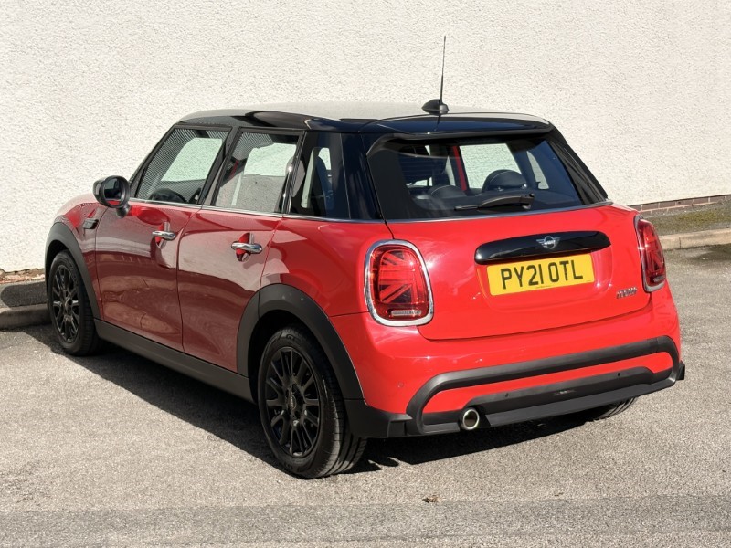 2021 (21) MINI HATCHBACK 1.5 Cooper Classic 5dr 5871417