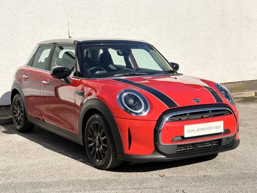 2021 (21) MINI HATCHBACK 1.5 Cooper Classic 5dr