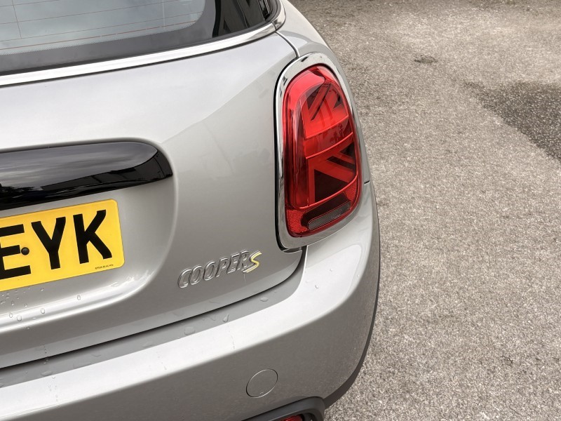 2023 (23) MINI HATCHBACK 135kW Cooper S Level 1 33kWh 3dr Auto 5866911
