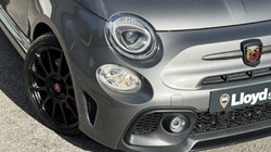 2019 (19) ABARTH 595 1.4 T-Jet 180 Essesse 70th Anniversary 3dr 5881002