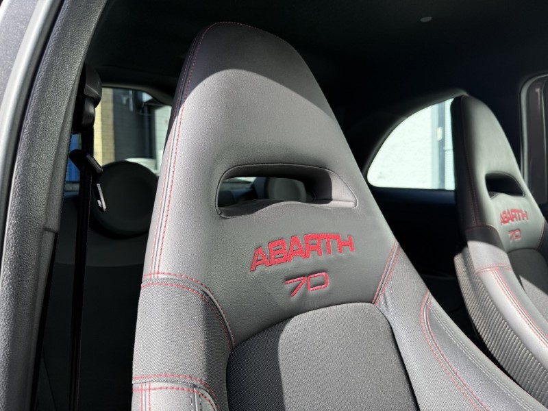 2019 (19) ABARTH 595 1.4 T-Jet 180 Essesse 70th Anniversary 3dr 5880997