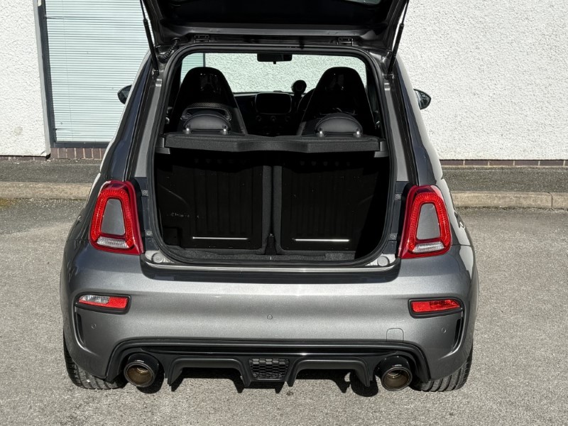 2019 (19) ABARTH 595 1.4 T-Jet 180 Essesse 70th Anniversary 3dr 5880985