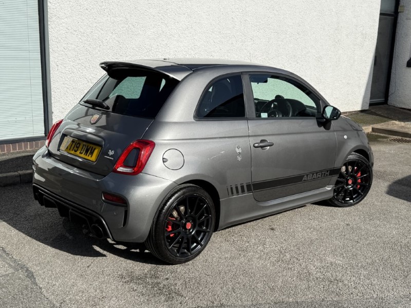 2019 (19) ABARTH 595 1.4 T-Jet 180 Essesse 70th Anniversary 3dr 5880998