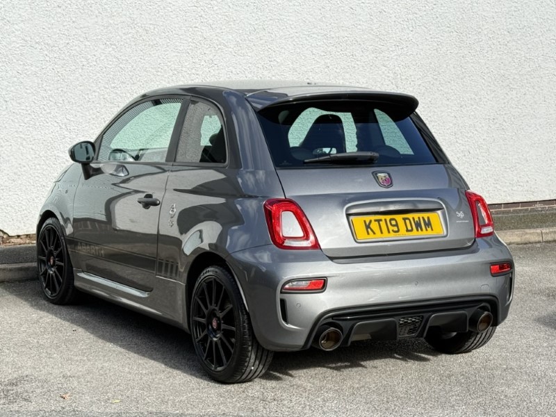 2019 (19) ABARTH 595 1.4 T-Jet 180 Essesse 70th Anniversary 3dr 5880982
