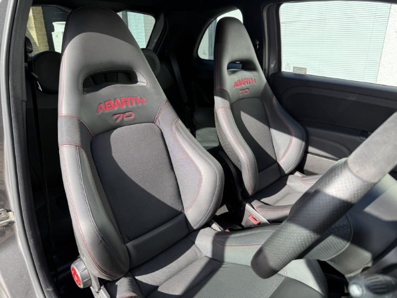 2019 (19) ABARTH 595 1.4 T-Jet 180 Essesse 70th Anniversary 3dr 5880996