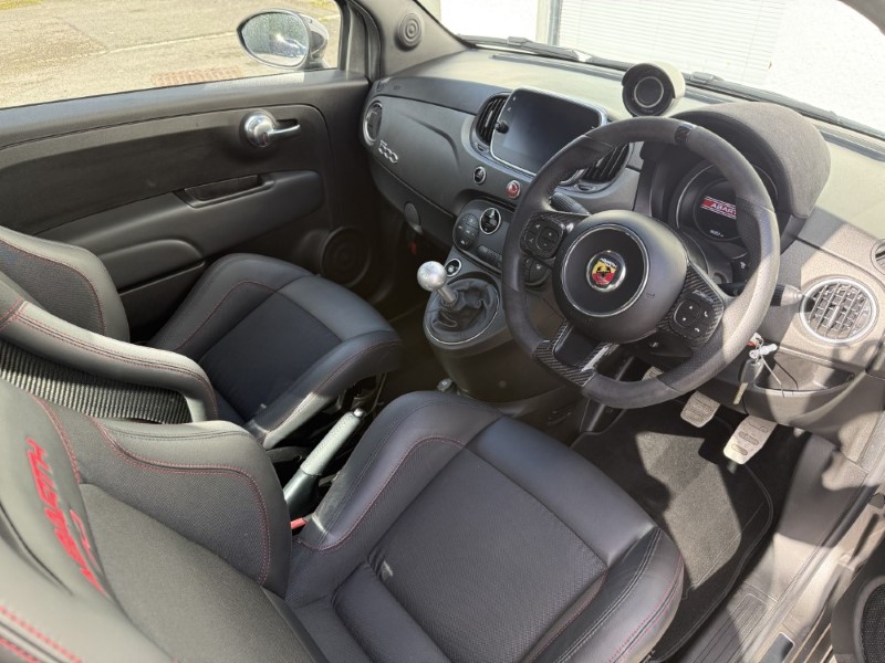 2019 (19) ABARTH 595 1.4 T-Jet 180 Essesse 70th Anniversary 3dr 5880990