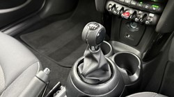 2023 (23) MINI HATCHBACK 1.5 Cooper Classic Premium 5dr 5945309