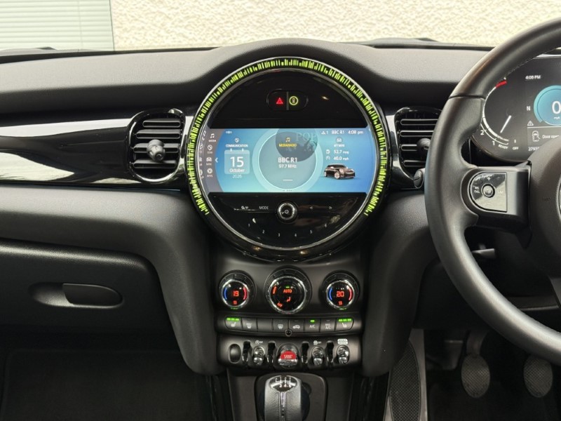 2023 (23) MINI HATCHBACK 1.5 Cooper Classic Premium 5dr 5945318