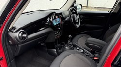 2023 (23) MINI HATCHBACK 1.5 Cooper Classic Premium 5dr 5945324