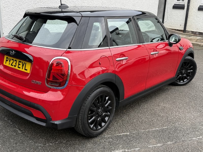 2023 (23) MINI HATCHBACK 1.5 Cooper Classic Premium 5dr 5945331