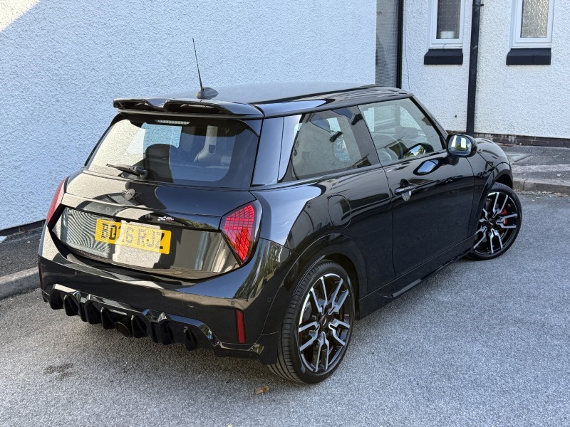 2026 (26) MINI COOPER 2.0 John Cooper Works 3dr Auto 5874423