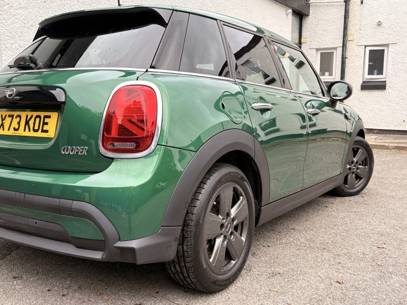 2023 (73) MINI HATCHBACK 1.5 Cooper Classic Premium 5dr Auto 5929542