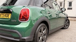 2023 (73) MINI HATCHBACK 1.5 Cooper Classic Premium 5dr Auto 5929542