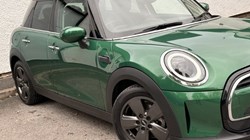 2023 (73) MINI HATCHBACK 1.5 Cooper Classic Premium 5dr Auto 5929565