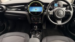 2023 (73) MINI HATCHBACK 1.5 Cooper Classic Premium 5dr Auto 5929546