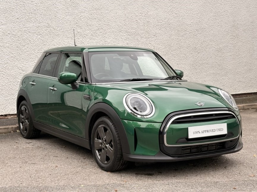 2023 (73) MINI HATCHBACK 1.5 Cooper Classic Premium 5dr Auto