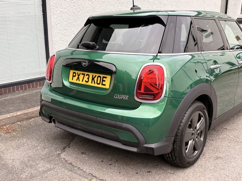 2023 (73) MINI HATCHBACK 1.5 Cooper Classic Premium 5dr Auto 5929541