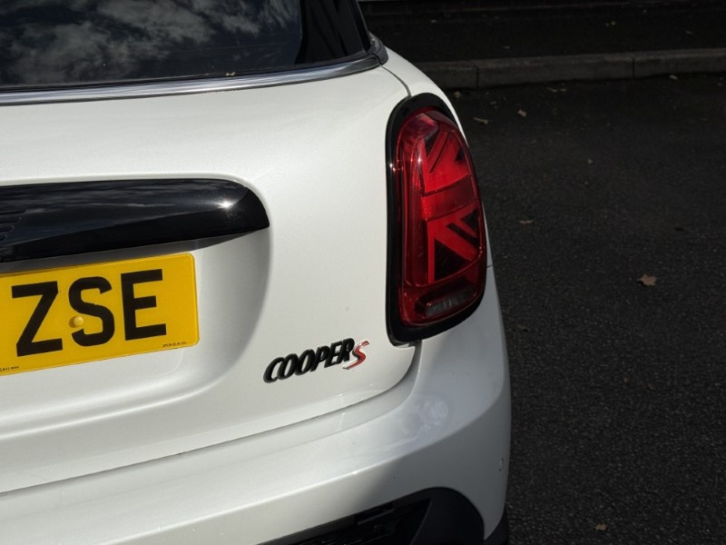 2024 (73) MINI HATCHBACK 2.0 Cooper S Sport Premium Plus 5dr Auto 5921742