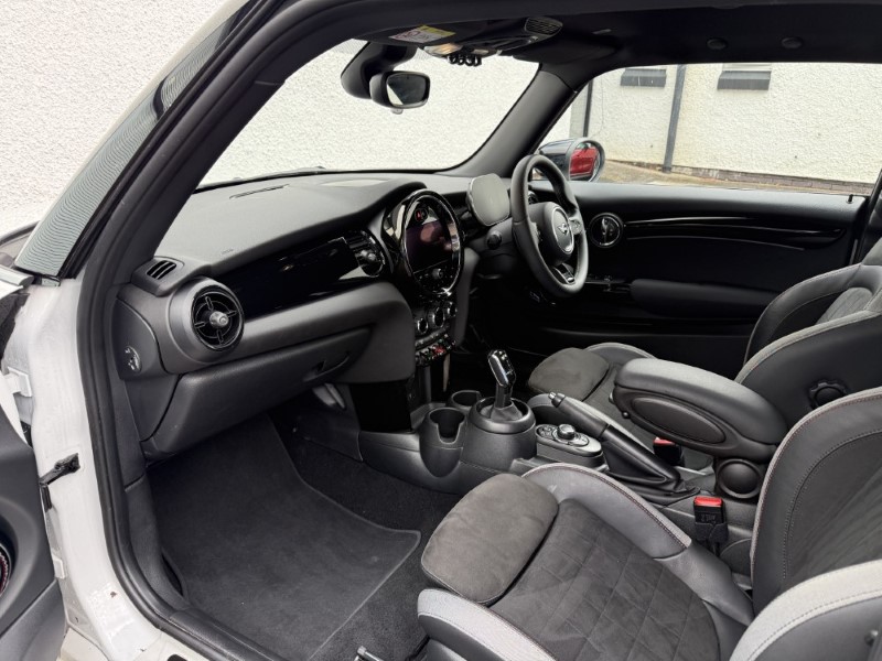 2024 (73) MINI HATCHBACK 2.0 Cooper S Sport Premium Plus 5dr Auto 5921745