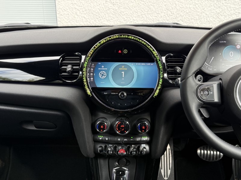 2024 (73) MINI HATCHBACK 2.0 Cooper S Sport Premium Plus 5dr Auto 5921763