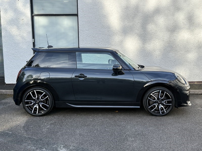 2025 (25) MINI COOPER 1.5 C Sport 3dr Auto 5934511