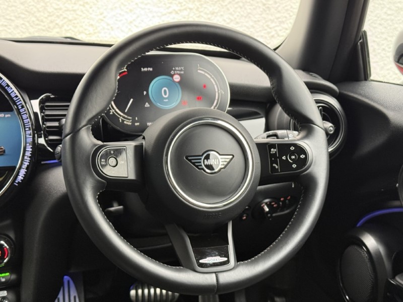 2023 (73) MINI HATCHBACK 1.5 Cooper Sport 3dr Auto 5901927