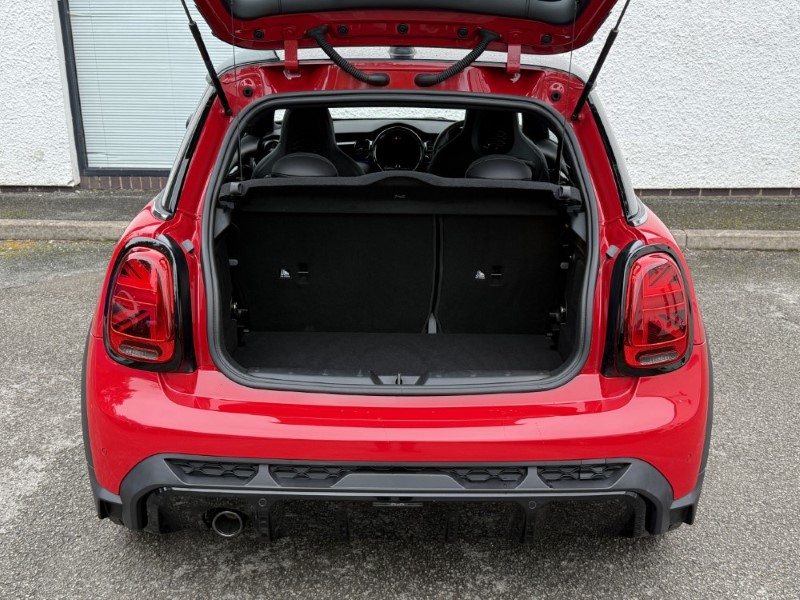 2023 (73) MINI HATCHBACK 1.5 Cooper Sport 3dr Auto 5901932