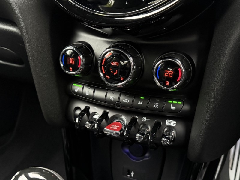 2023 (73) MINI HATCHBACK 1.5 Cooper Sport 3dr Auto 5901916