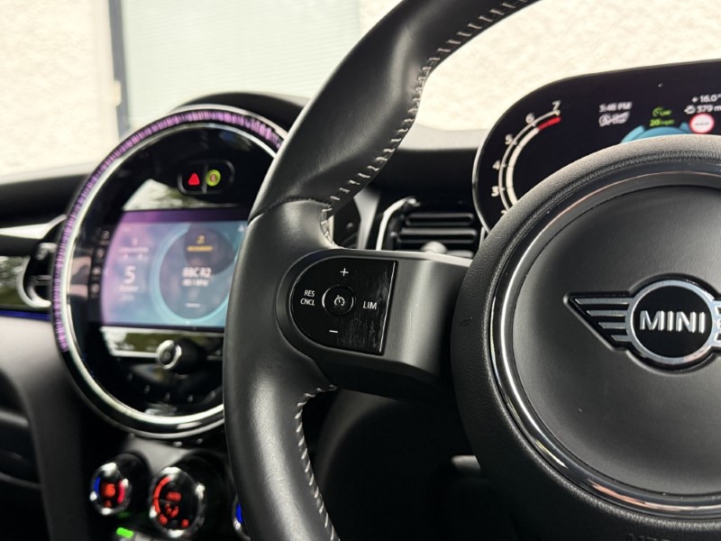 2023 (73) MINI HATCHBACK 1.5 Cooper Sport 3dr Auto 5901921
