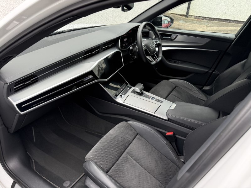 2021 (21) AUDI A6 40 TDI Black Edition 5dr S Tronic 5918580