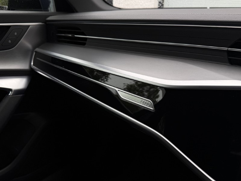 2021 (21) AUDI A6 40 TDI Black Edition 5dr S Tronic 5918574