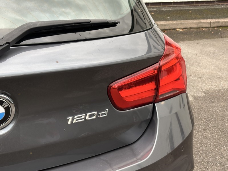2017 (17) BMW 1 SERIES 120d M Sport 5dr [Nav] 5955801