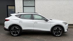 2024 (24) CUPRA FORMENTOR 1.5 TSI 150 V2 5dr 5944837