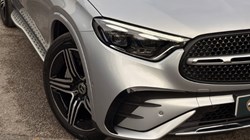 2024 (74) MERCEDES-BENZ GLC 300d 4Matic AMG Line Premium 5dr 9G-Tronic 5991576