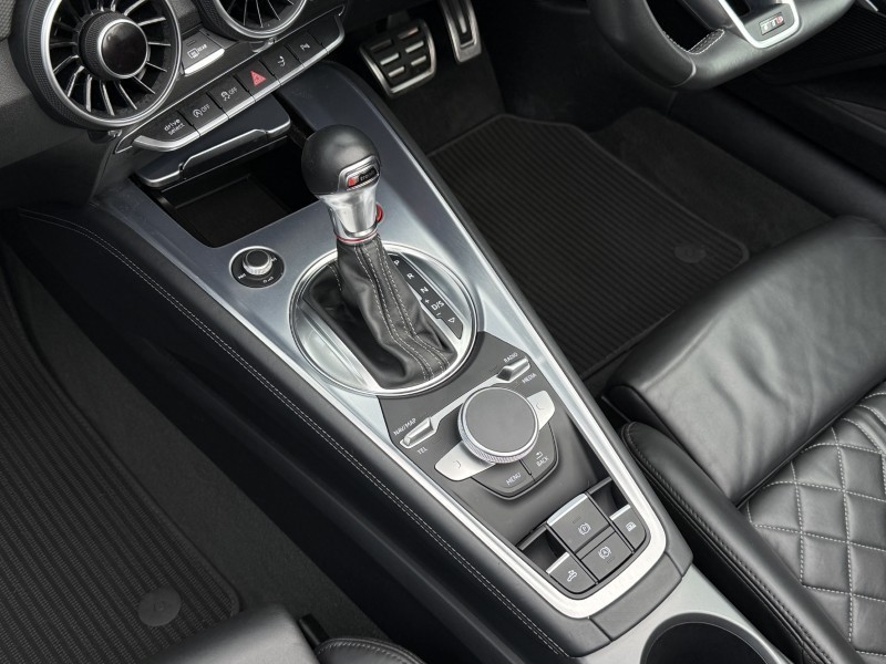 2017 (17) AUDI TT 2.0T FSI Quattro S 2dr S Tronic 5962144