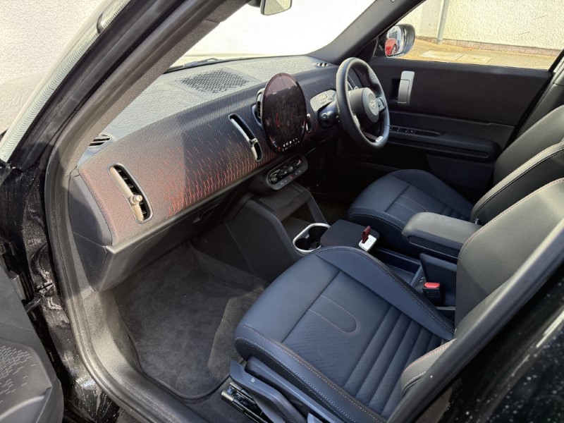 2026 (26) MINI COUNTRYMAN 230kW SE Sport ALL4 66kWh 5dr Auto 5950226