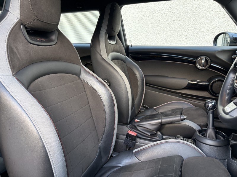 2021 (21) MINI HATCHBACK 2.0 John Cooper Works 3dr 5971263