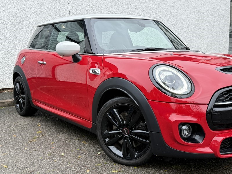 2020 (70) MINI HATCHBACK 2.0 Cooper S Sport II 3dr 5978431