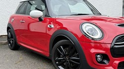 2020 (70) MINI HATCHBACK 2.0 Cooper S Sport II 3dr 5978431