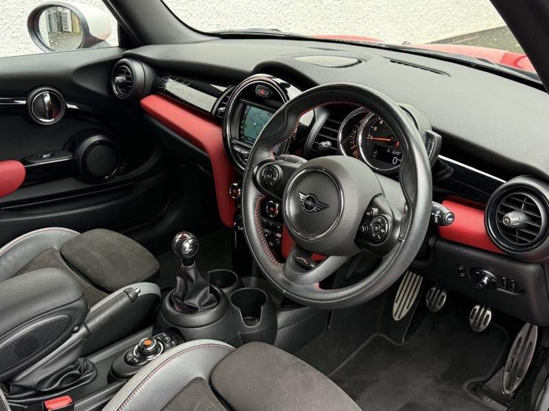 2020 (70) MINI HATCHBACK 2.0 Cooper S Sport II 3dr 5978408