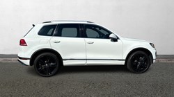 2017 (67) VOLKSWAGEN TOUAREG 3.0 V6 TDI BMT 262 R-Line Plus 5dr Tip Auto 3514962